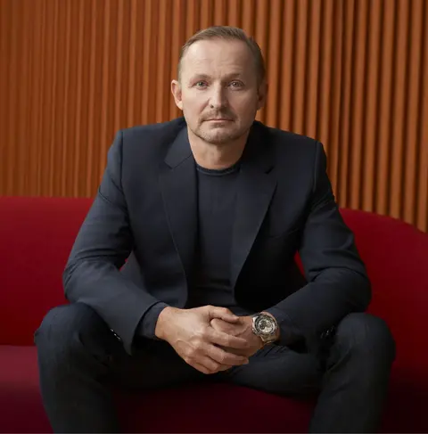 Ovládněte s námi svět financí Ovládněte s námi svět financí